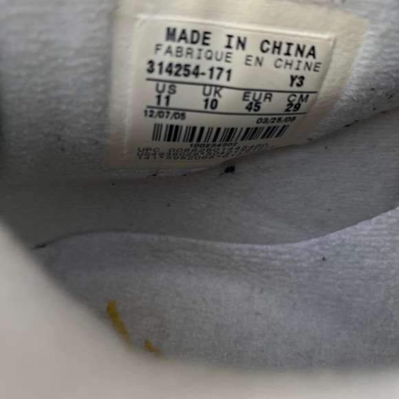 {Sold} Air Jordan 4 Retro, Tour Yellow - Picture 6 of 12